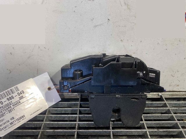 bontott PEUGEOT 308 Csomagtérajtó Ütköző