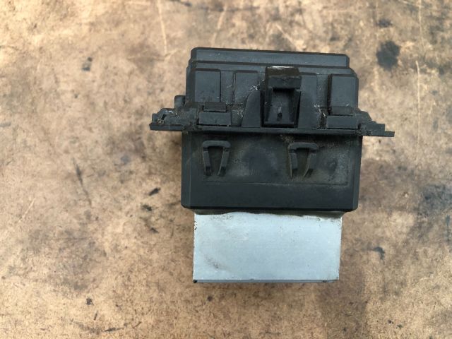 bontott PEUGEOT 308 Előtét Ellenállás Fűtőmotor