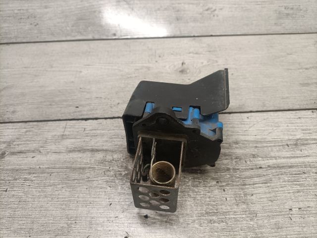 bontott PEUGEOT 308 Előtét Ellenállás Hűtőventilátor