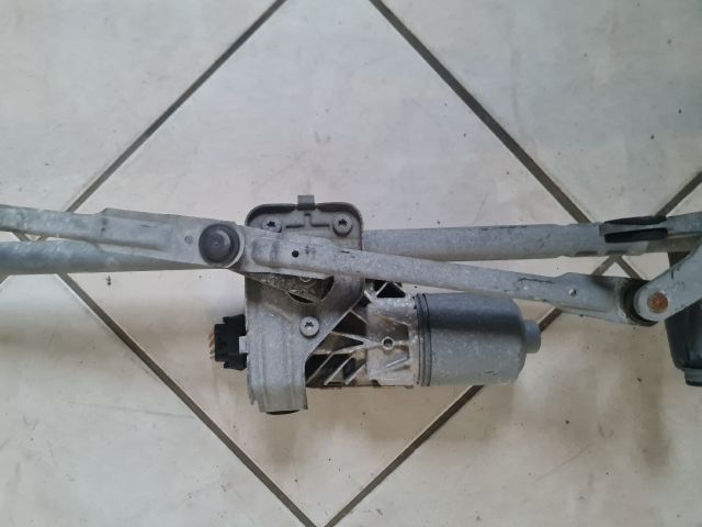 bontott PEUGEOT 308 Első Ablaktörlő Szerkezet Motorral