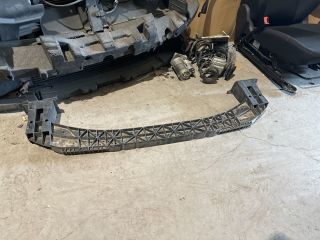 bontott PEUGEOT 308 Első Lökhárító Alsó (Műanyag)