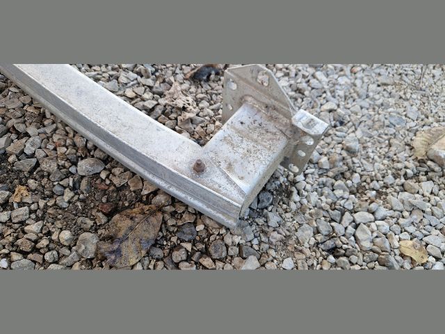 bontott PEUGEOT 308 Első Lökhárító Merevítő (Fém)