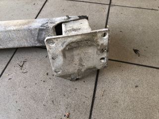 bontott PEUGEOT 308 Első Lökhárító Merevítő (Fém)