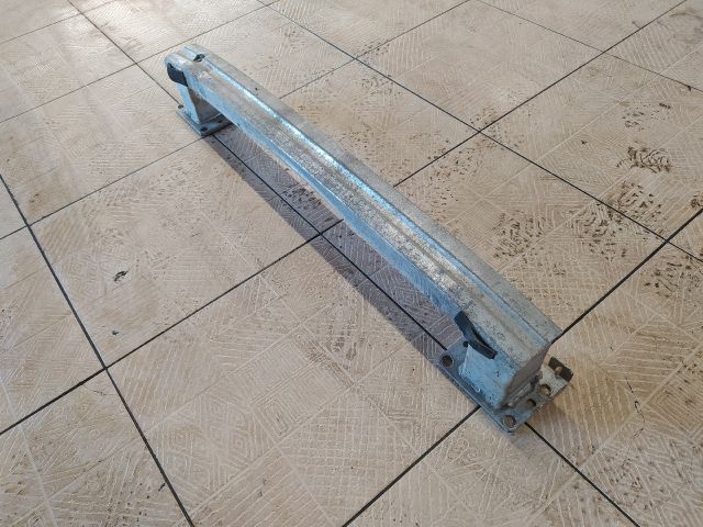 bontott PEUGEOT 308 Első Lökhárító Merevítő (Fém)