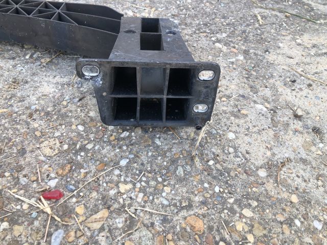 bontott PEUGEOT 308 Első Lökhárító Merevítő (Fém)