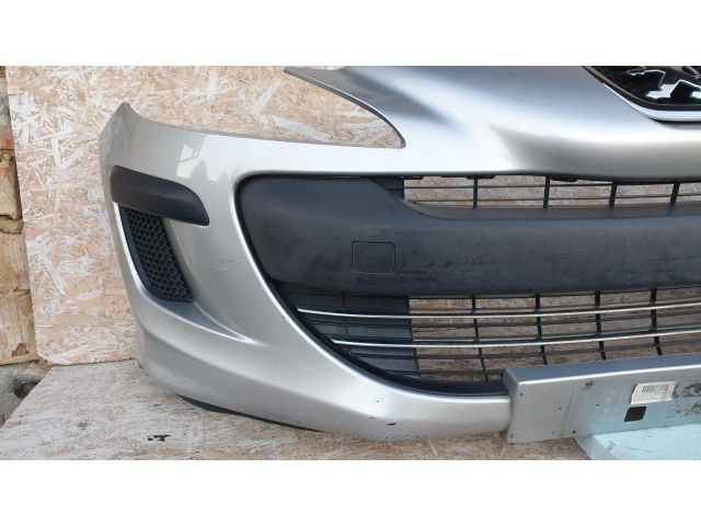 bontott PEUGEOT 308 Első Lökhárító (Részeivel)