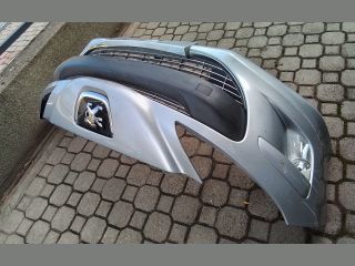 bontott PEUGEOT 308 Első Lökhárító (Részeivel)