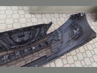 bontott PEUGEOT 308 Első Lökhárító (Részeivel)