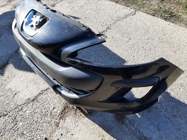 bontott PEUGEOT 308 Első Lökhárító (Részeivel)