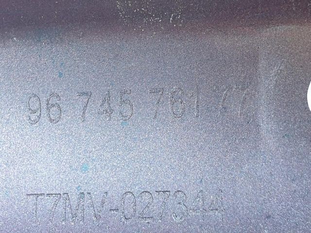 bontott PEUGEOT 308 Első Lökhárító (Részeivel)