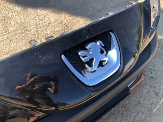 bontott PEUGEOT 308 Első Lökhárító (Részeivel)
