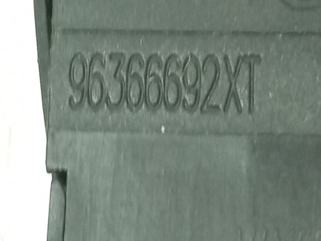 bontott PEUGEOT 308 Fényszórómagasság Állító Kapcsoló