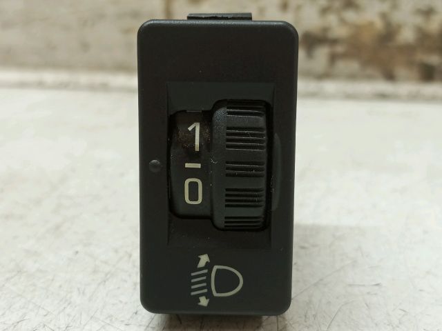 bontott PEUGEOT 308 Fényszórómagasság Állító Kapcsoló