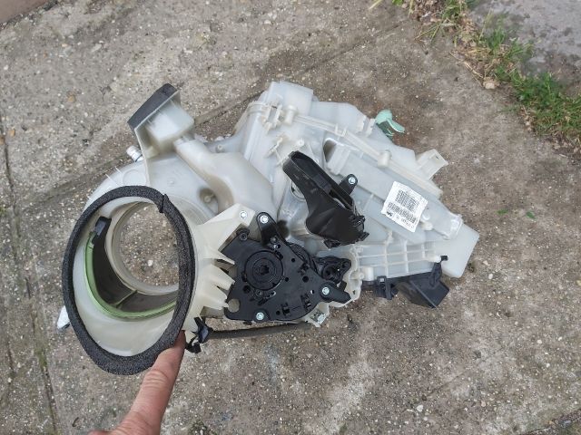 bontott PEUGEOT 308 Fűtés Box