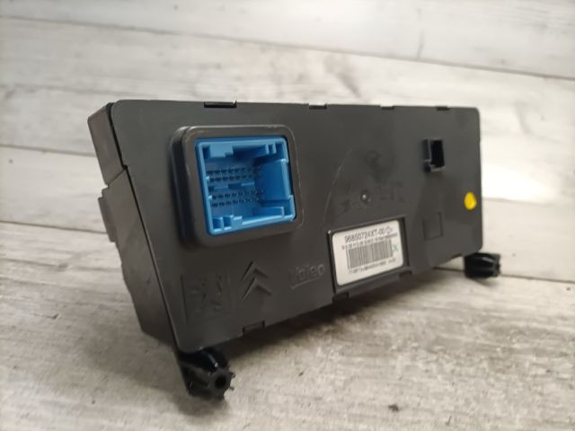 bontott PEUGEOT 308 Fűtéskapcsoló (digit klímás)