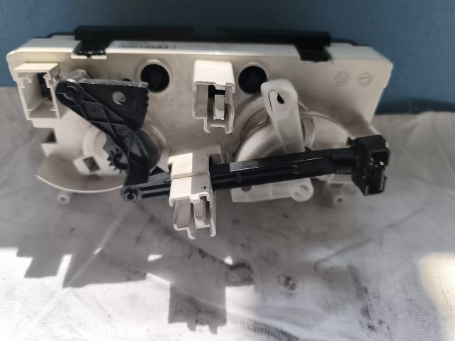 bontott PEUGEOT 308 Fűtéskapcsoló (manuális klímás)