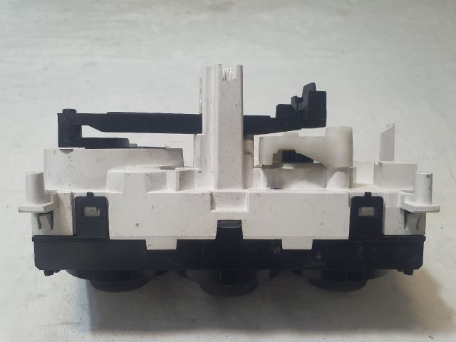 bontott PEUGEOT 308 Fűtéskapcsoló (manuális klímás)