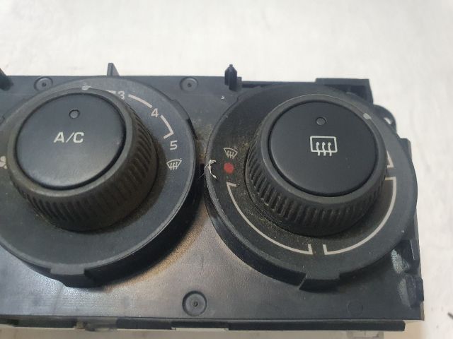 bontott PEUGEOT 308 Fűtéskapcsoló (manuális klímás)