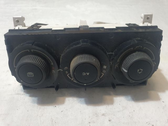bontott PEUGEOT 308 Fűtéskapcsoló (manuális klímás)