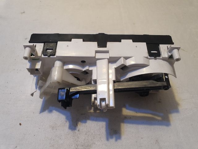 bontott PEUGEOT 308 Fűtéskapcsoló (manuális klímás)