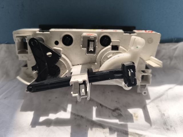 bontott PEUGEOT 308 Fűtéskapcsoló (manuális klímás)