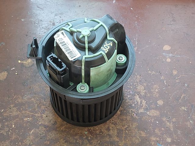 bontott PEUGEOT 308 Fűtőmotor (Klímás)