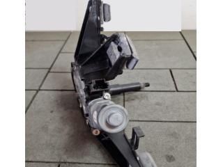 bontott PEUGEOT 308 Hátsó Ablaktörlő Motor