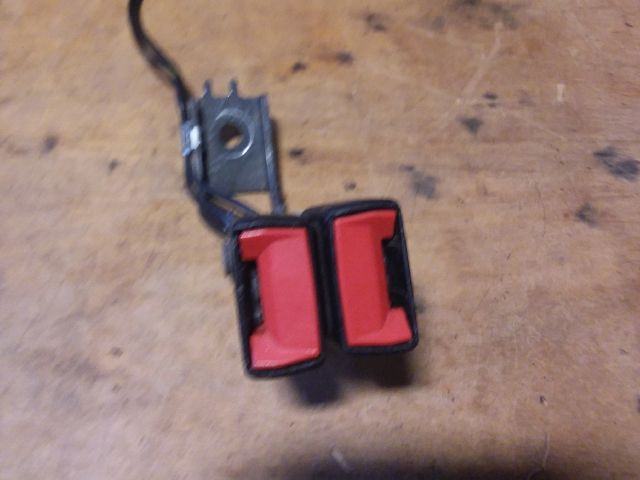 bontott PEUGEOT 308 Hátsó Biztonsági Öv Szett