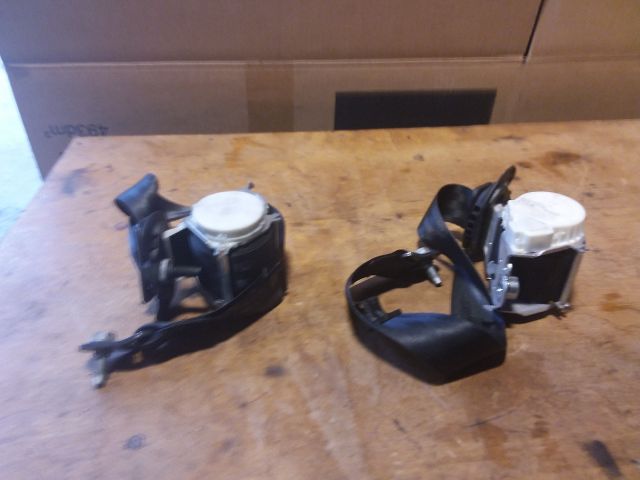 bontott PEUGEOT 308 Hátsó Biztonsági Öv Szett