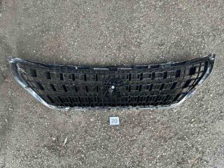 bontott PEUGEOT 308 Hűtőrács