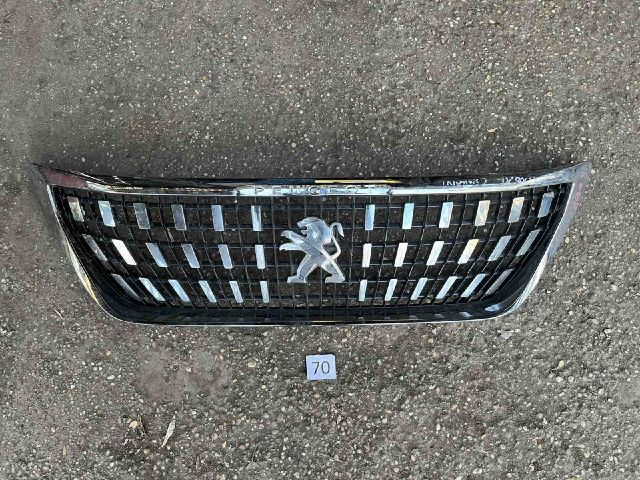 bontott PEUGEOT 308 Hűtőrács