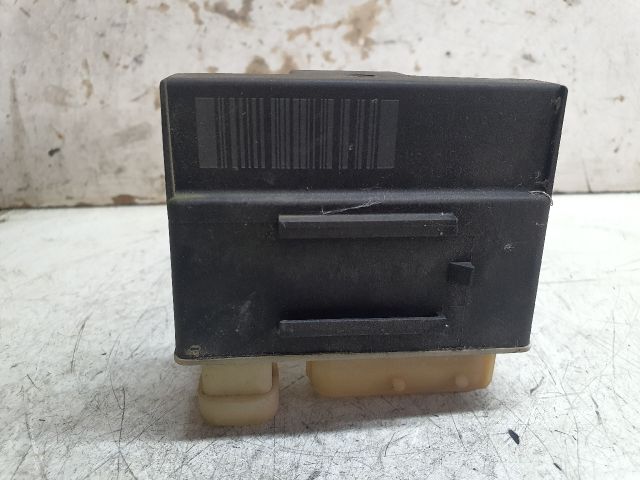 bontott PEUGEOT 308 Izzító Relé