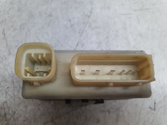 bontott PEUGEOT 308 Izzító Relé