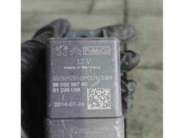 bontott PEUGEOT 308 Izzító Relé