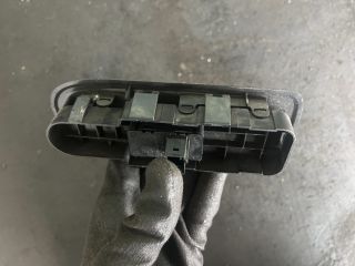 bontott PEUGEOT 308 Jobb első Ablakemelő Kapcsoló