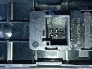 bontott PEUGEOT 308 Jobb első Ablakemelő Kapcsoló