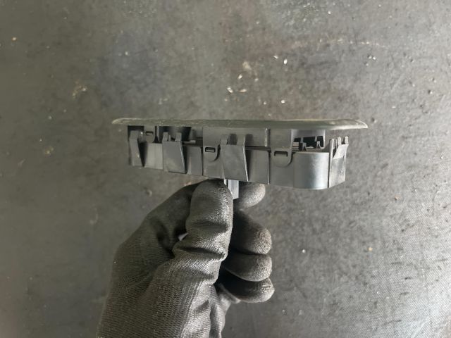 bontott PEUGEOT 308 Jobb első Ablakemelő Kapcsoló