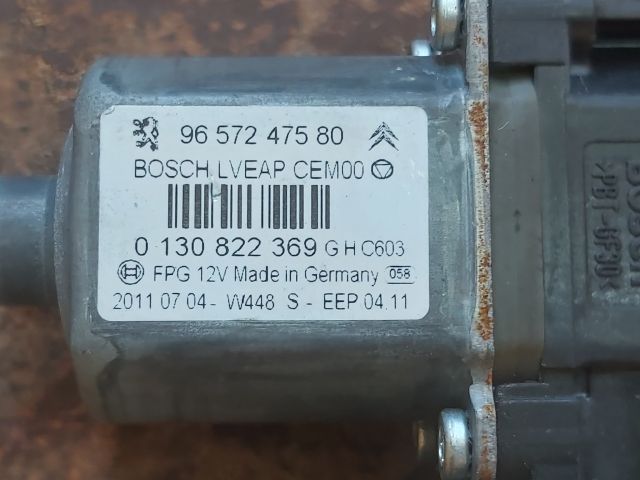 bontott PEUGEOT 308 Jobb első Ablakemelő Motor