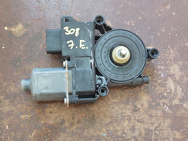 bontott PEUGEOT 308 Jobb első Ablakemelő Motor