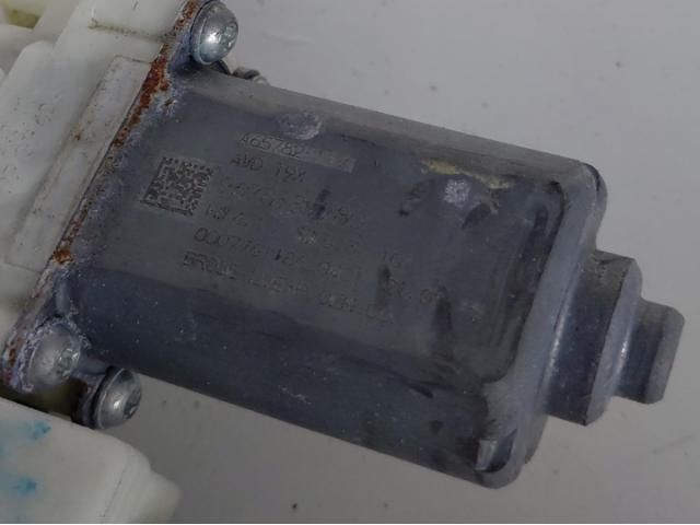 bontott PEUGEOT 308 Jobb első Ablakemelő Szerkezet (Elektromos)