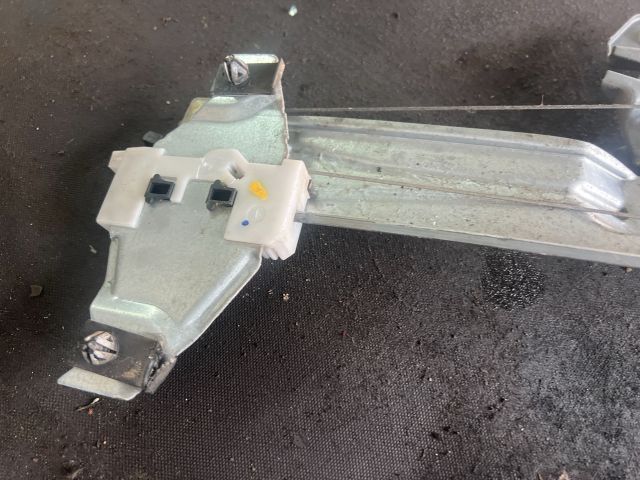 bontott PEUGEOT 308 Jobb első Ablakemelő Szerkezet (Elektromos)