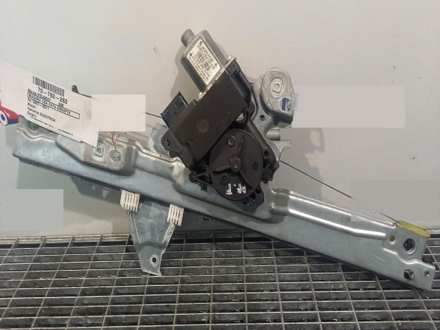 bontott PEUGEOT 308 Jobb első Ablakemelő Szerkezet (Elektromos)