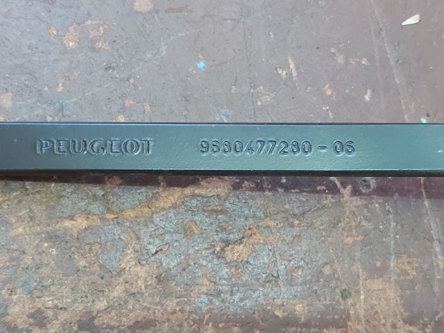 bontott PEUGEOT 308 Jobb első Ablaktörlő Kar