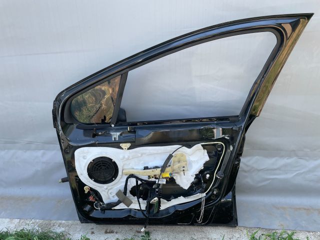 bontott PEUGEOT 308 Jobb első Ajtó (Részeivel)