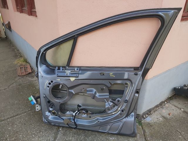 bontott PEUGEOT 308 Jobb első Ajtó (Üres lemez)