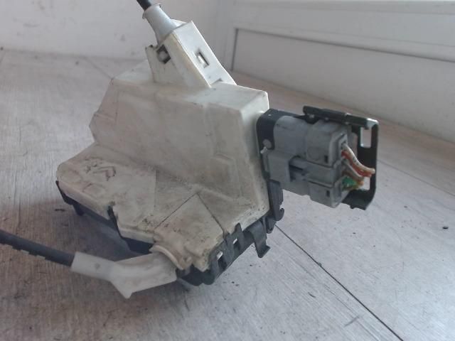 bontott PEUGEOT 308 Jobb első Ajtózár