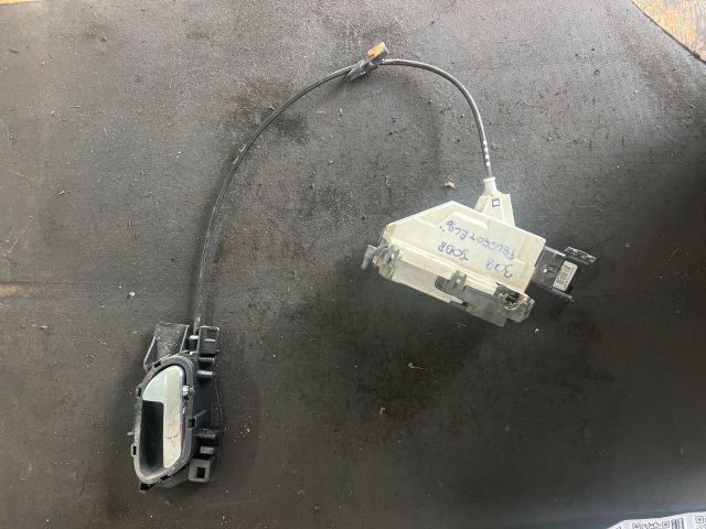 bontott PEUGEOT 308 Jobb első Ajtózár