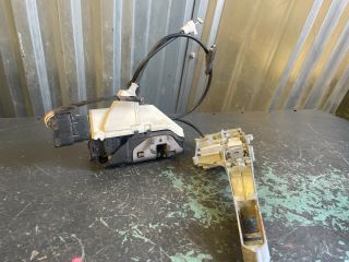 bontott PEUGEOT 308 Jobb első Ajtózár