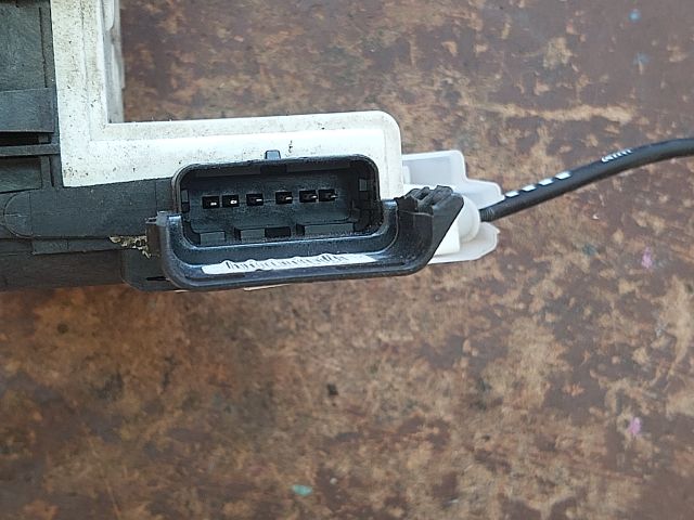 bontott PEUGEOT 308 Jobb első Ajtózár