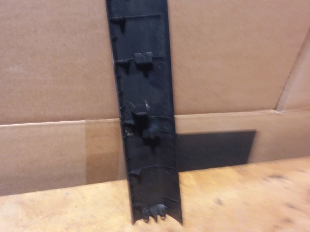 bontott PEUGEOT 308 Jobb első Belső Küszöb Burkolat